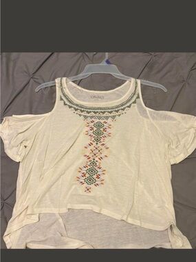 Mudd Cream Cold-Shoulder Embroidered Boho Top